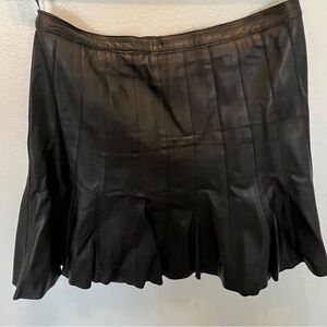 Banana Republic black leather pleated skirt